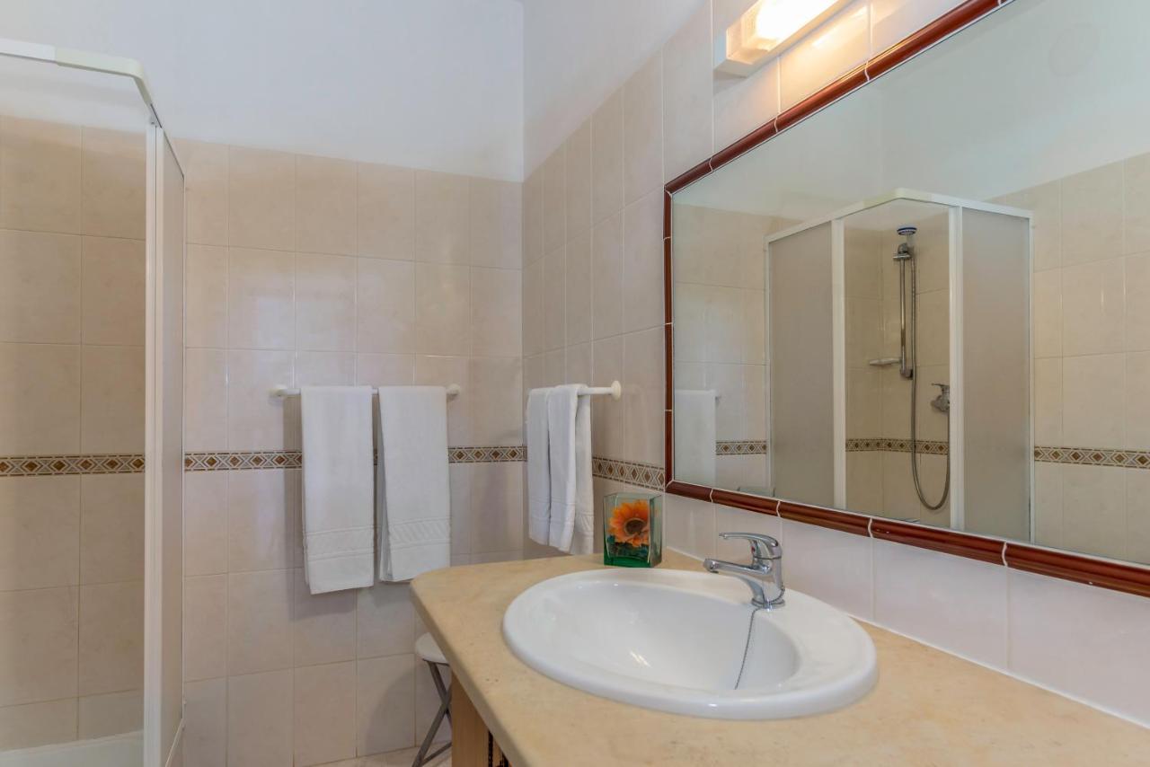 לאגוּ‏ש Palm Villa Estudios מראה חיצוני תמונה